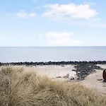 Semesterbostad Beachfront With Panoramic View Lønstrup