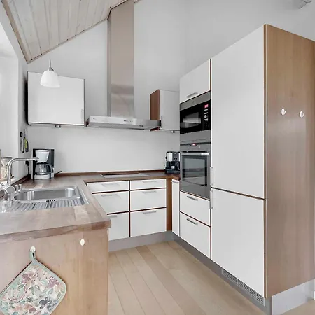 Beachfront With Panoramic View Lønstrup