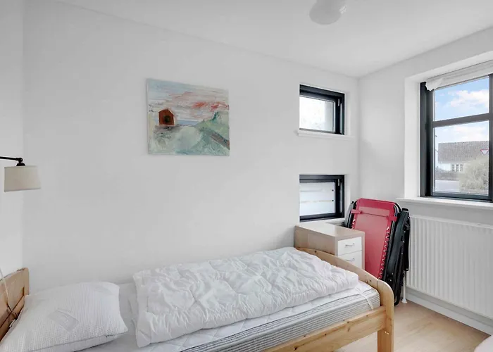Beachfront With Panoramic View * Lonstrup